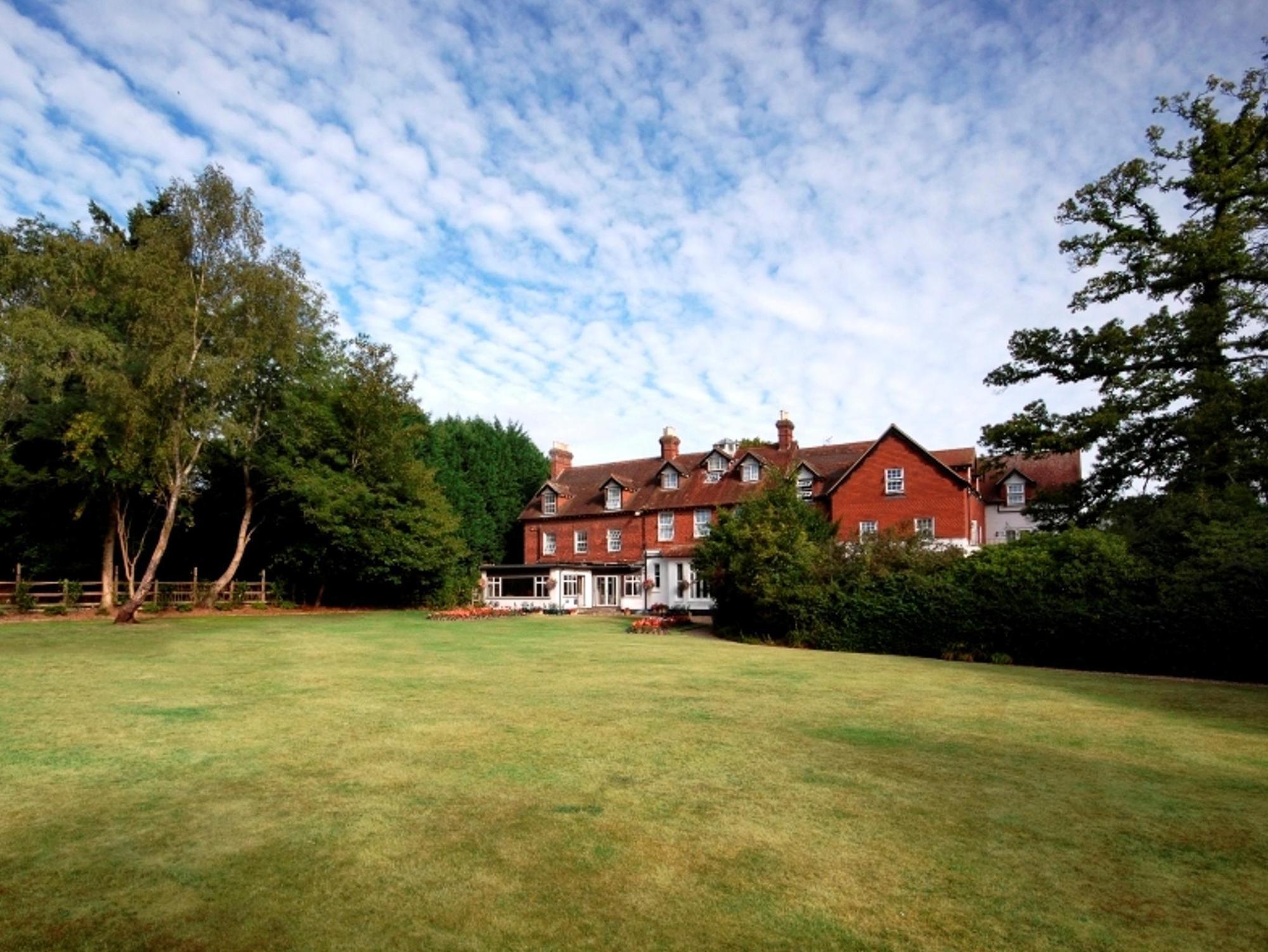 Moorhill House Bed & Breakfast Bed & Breakfast Burley Exterior photo